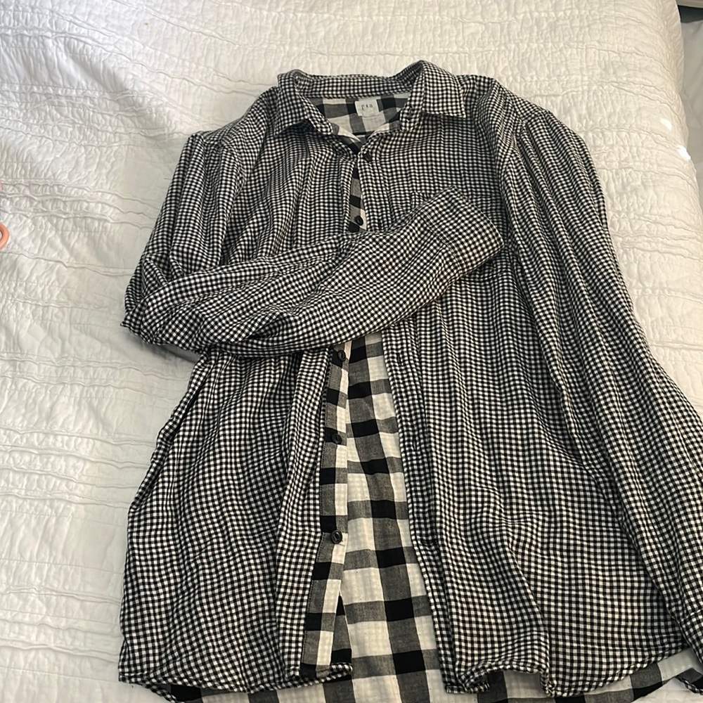Gap Mens XL tall long sleeve button down